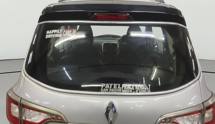 2022 Renault TRIBER RXT, Petrol, Manual, 48,965 km, Rear Windshield