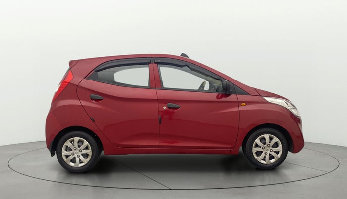 2017 Hyundai Eon MAGNA + AIRBAG, Petrol, Manual, 21,721 km, Right Side View