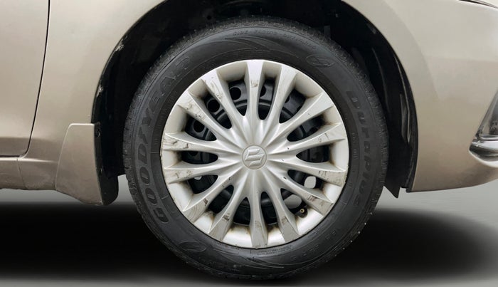 2022 Maruti Ciaz SIGMA 1.5 SHVS MT  PETROL, Petrol, Manual, 61,465 km, Right Front Wheel