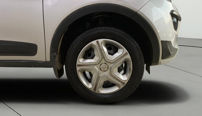 2019 Tata NEXON XZ DIESEL, Diesel, Manual, 62,261 km, Right Front Wheel