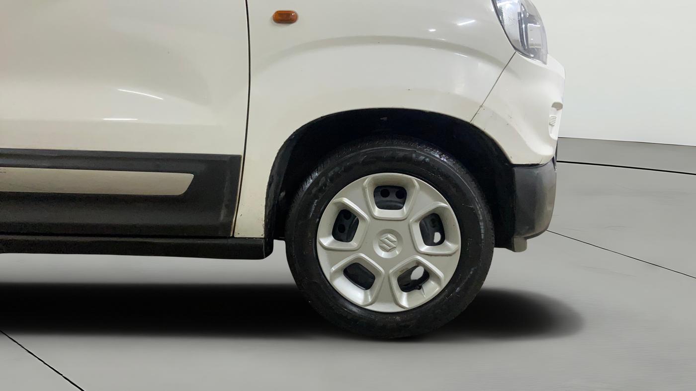 2020 Maruti S PRESSO VXI+, Petrol, Manual, 35,692 km, Right Front Wheel
