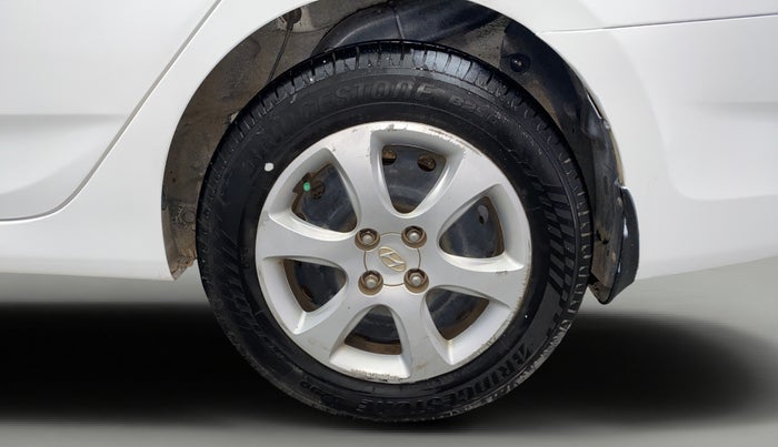 2013 Hyundai Verna FLUIDIC 1.6 VTVT EX, Petrol, Manual, 94,627 km, Left Rear Wheel