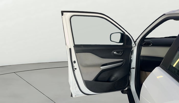 2021 Nissan MAGNITE XL, Petrol, Manual, 9,933 km, LHS Front Door