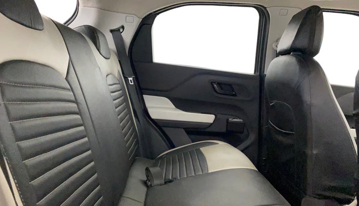 2023 Tata PUNCH PURE MT, Petrol, Manual, 20,983 km, Right Side Rear Door Cabin