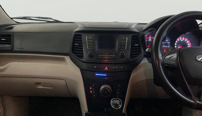 2020 Mahindra XUV300 W4 1.5 DIESEL, Diesel, Manual, 75,621 km, Air Conditioner
