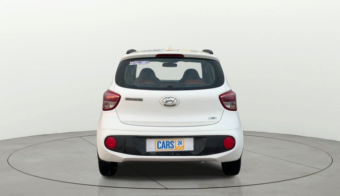2018 Hyundai Grand i10 MAGNA 1.2 KAPPA VTVT, Petrol, Manual, 1,10,034 km, Back/Rear