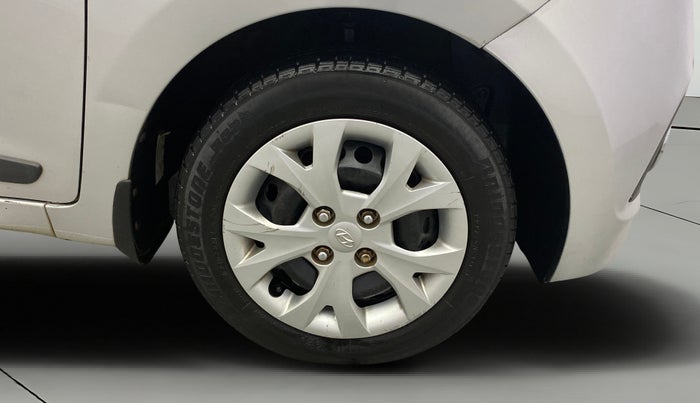 2014 Hyundai Grand i10 SPORTZ 1.2 KAPPA VTVT, Petrol, Manual, 84,021 km, Right Front Wheel