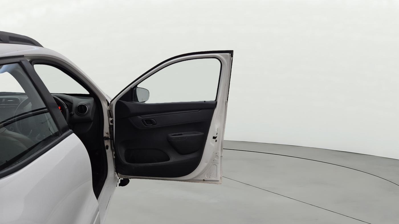 2016 Renault Kwid RXT 1.0 AMT, Petrol, Automatic, 77,846 km, RHS Front Door