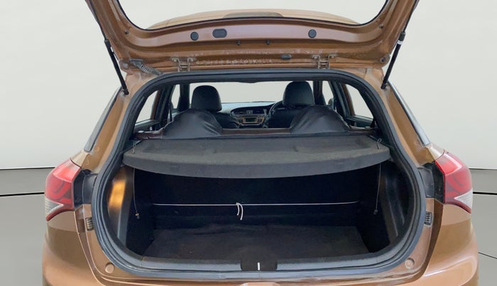 2017 Hyundai i20 Active 1.2 S, Petrol, Manual, 46,270 km, Boot Open Zoomed View