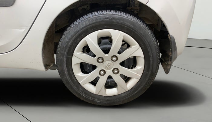 2014 Hyundai Eon MAGNA +, Petrol, Manual, 92,522 km, Left Rear Wheel