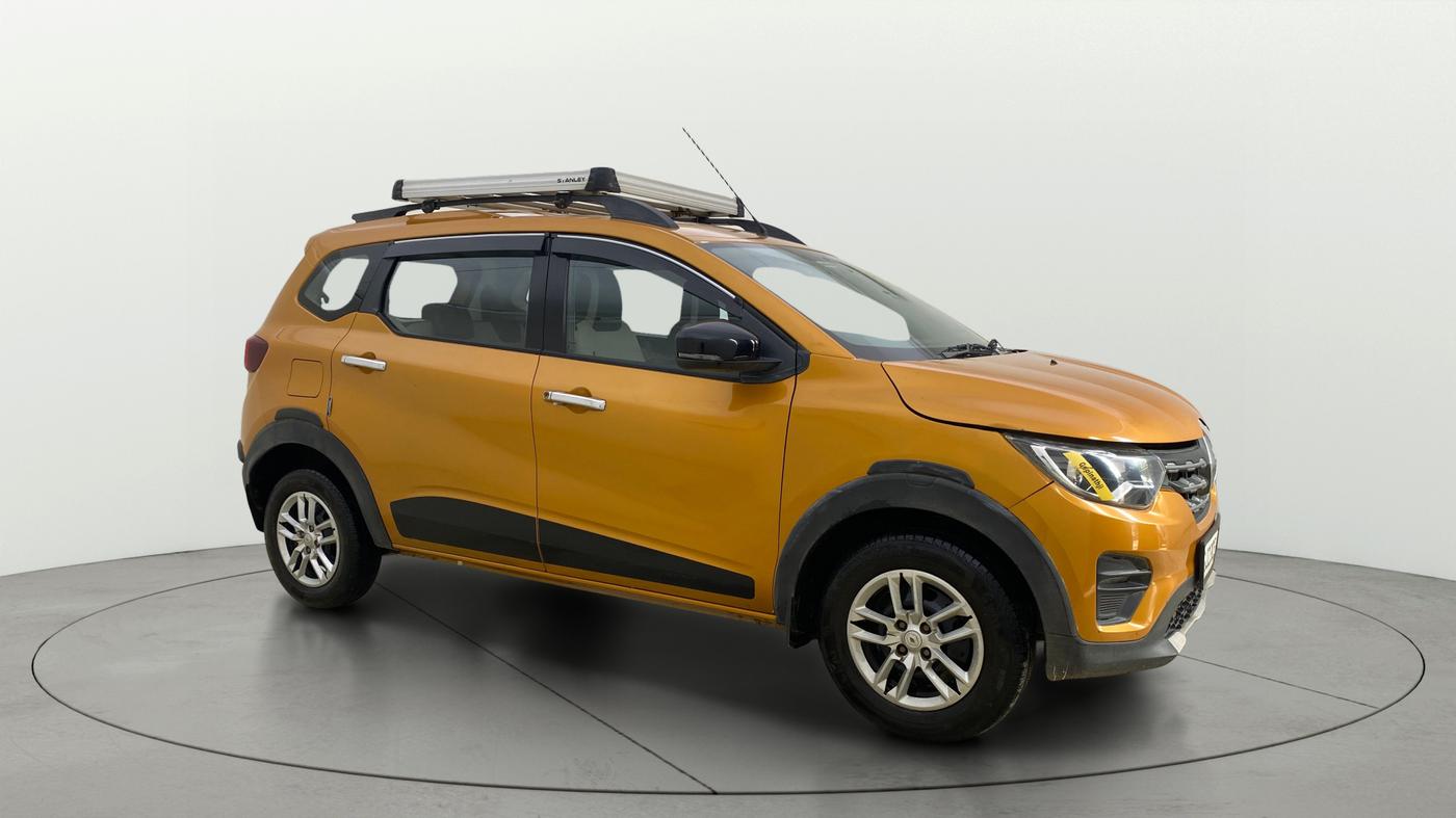 2022 Renault TRIBER RXT, Petrol, Manual, 1,02,055 km, SRP