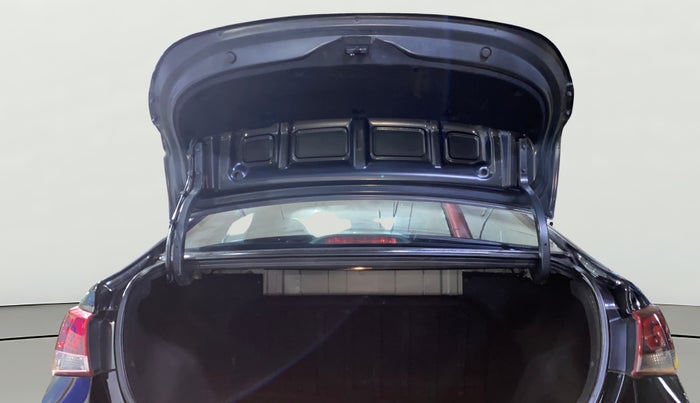 2018 Hyundai Verna 1.6 VTVT SX O, Petrol, Manual, 29,011 km, Boot Door Open