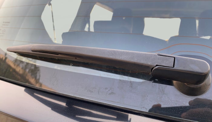 2019 Maruti XL6 ALPHA AT, Petrol, Automatic, 86,248 km, Rear Wiper