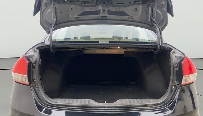 2018 Maruti Ciaz DELTA DIESEL 1.3, Diesel, Manual, 99,844 km, Boot Open Zoomed View