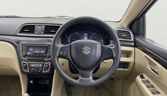 2017 Maruti Ciaz ZETA DIESEL 1.3, Diesel, Manual, 57,230 km, Steering Wheel Close Up