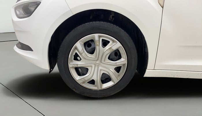 2021 Tata ALTROZ XT PETROL, Petrol, Manual, 96,151 km, Left Front Wheel
