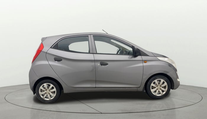 2012 Hyundai Eon MAGNA, Petrol, Manual, 70,686 km, Right Side View