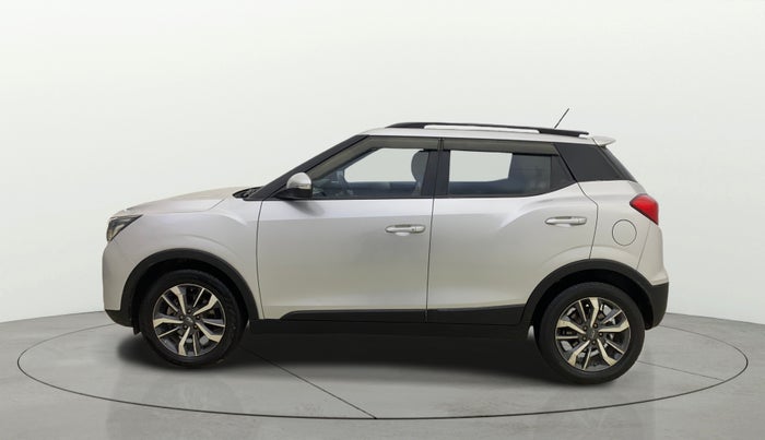 2020 Mahindra XUV300 W8 (O) 1.2 PETROL, Petrol, Manual, 1,03,497 km, Left Side