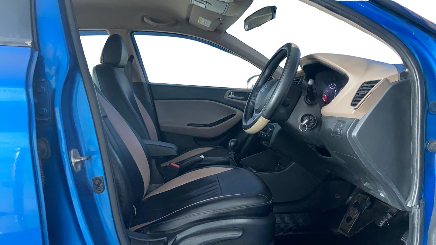 2019 Hyundai Elite i20 SPORTZ PLUS 1.2, Petrol, Manual, 72,419 km, Right Side Front Door Cabin