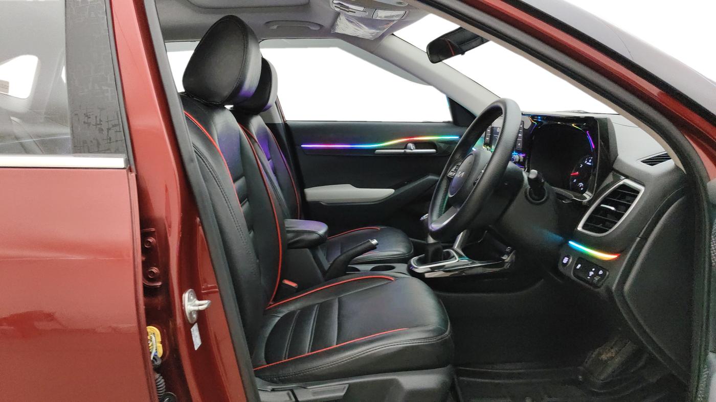 2023 KIA SELTOS HTK PLUS 1.5 IMT, Petrol, Manual, 30,337 km, Right Side Front Door Cabin