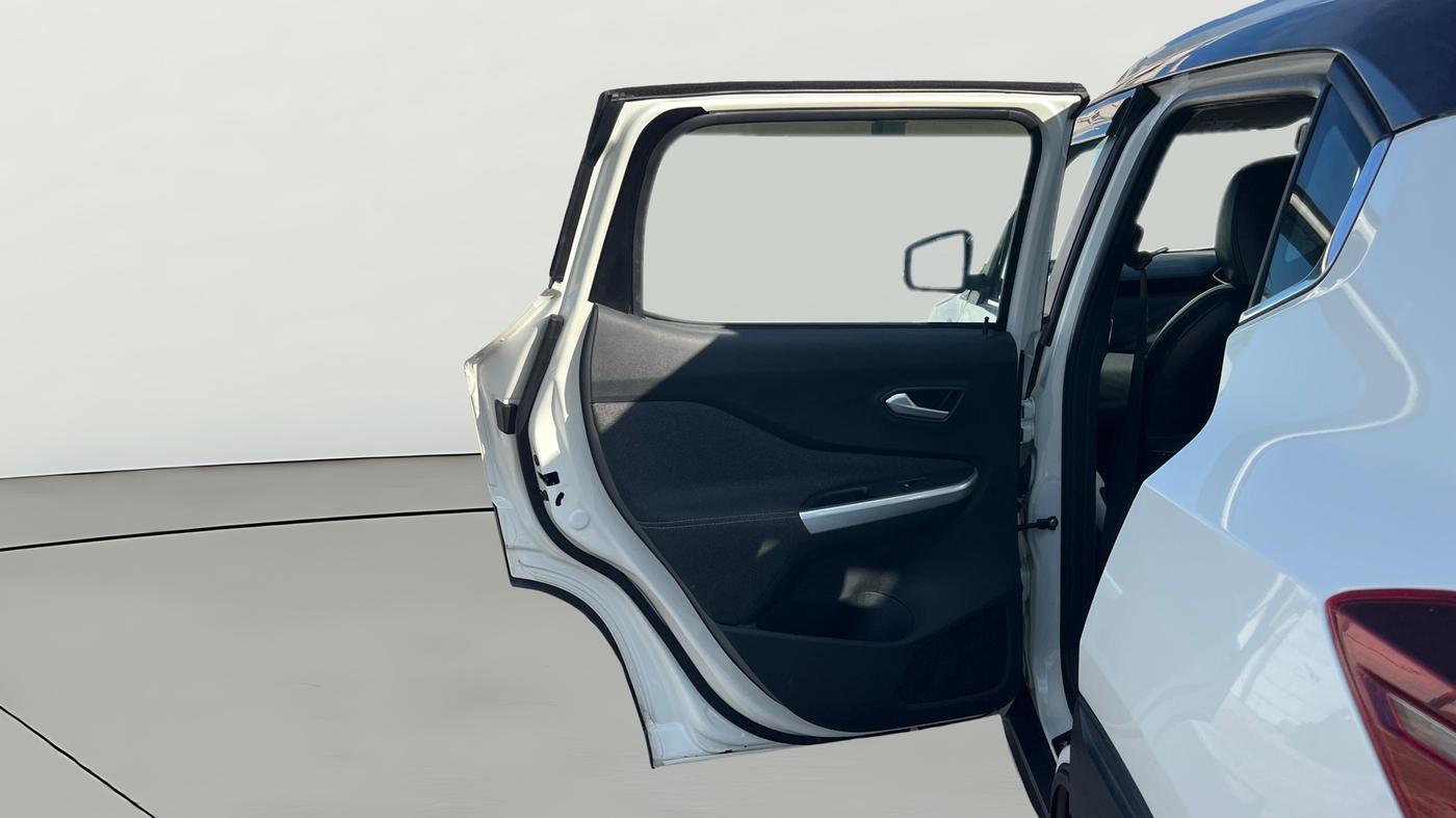 2022 Nissan MAGNITE XV PREMIUM TURBO (O) CVT DUAL TONE, Petrol, Automatic, 28,245 km, LHS Rear Door