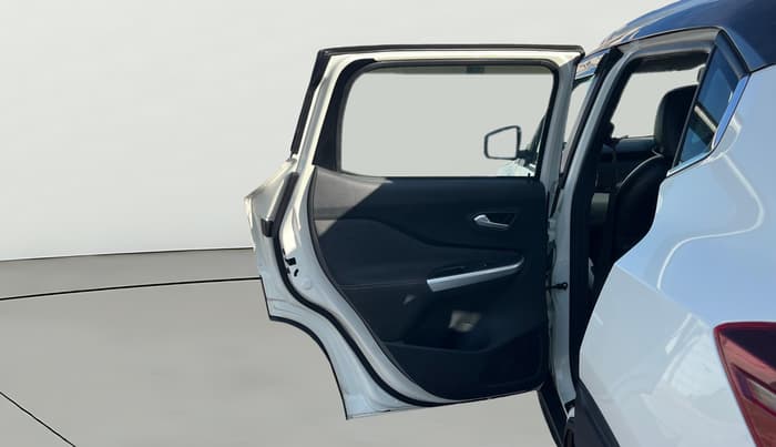 2022 Nissan MAGNITE XV PREMIUM TURBO (O) CVT DUAL TONE, Petrol, Automatic, 28,245 km, LHS Rear Door