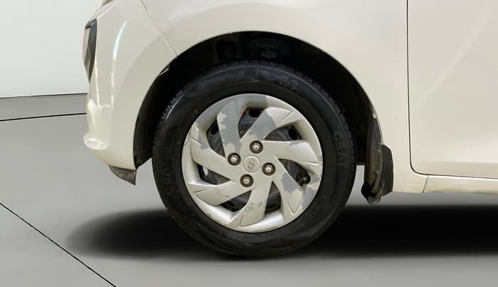 2019 Hyundai NEW SANTRO SPORTZ CNG, CNG, Manual, 58,600 km, Left Front Wheel