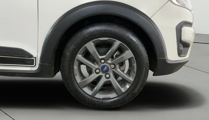 2021 Ford FREESTYLE TITANIUM 1.2 PETROL, Petrol, Manual, 74,126 km, Right Front Wheel