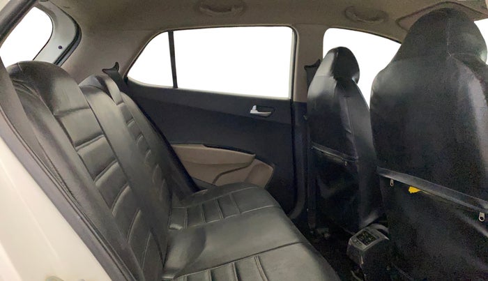 2018 Hyundai Grand i10 SPORTZ 1.2 KAPPA VTVT, Petrol, Manual, 75,480 km, Right Side Rear Door Cabin