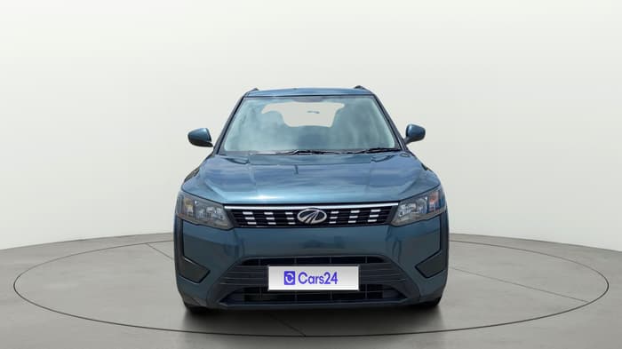 2020 Mahindra XUV300 W6 1.5 DIESEL AMT, Diesel, Automatic, 83,723 km, Front