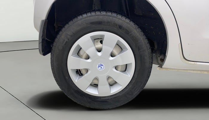 2018 Datsun Redi Go A, Petrol, Manual, 70,062 km, Right Rear Wheel