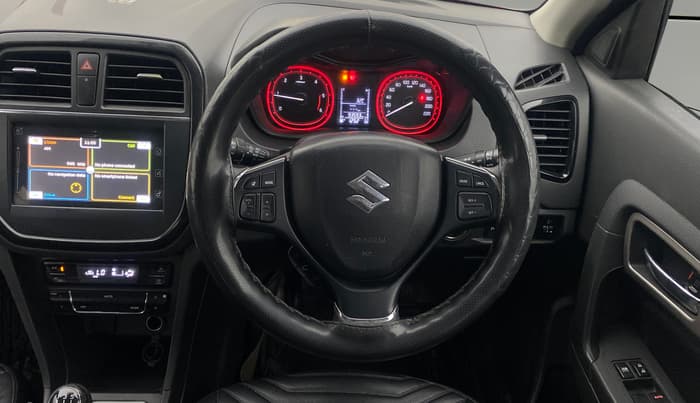 2017 Maruti Vitara Brezza ZDI PLUS DUAL TONE, Diesel, Manual, 93,550 km, Steering Wheel Close Up
