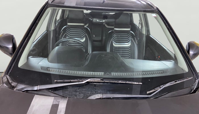 2018 Maruti Vitara Brezza ZDI, Diesel, Manual, 88,638 km, Front Windshield