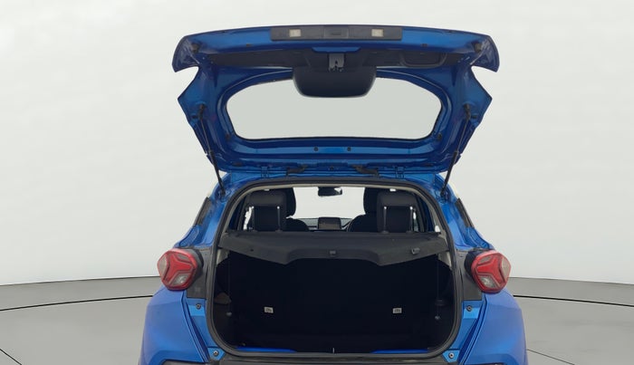 2023 Tata PUNCH CREATIVE  MT, Petrol, Manual, 28,354 km, Boot Door Open