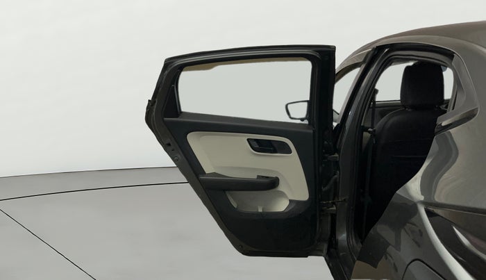 2023 Tata ALTROZ XM PLUS SUNROOF CNG, CNG, Manual, 18,306 km, LHS Rear Door