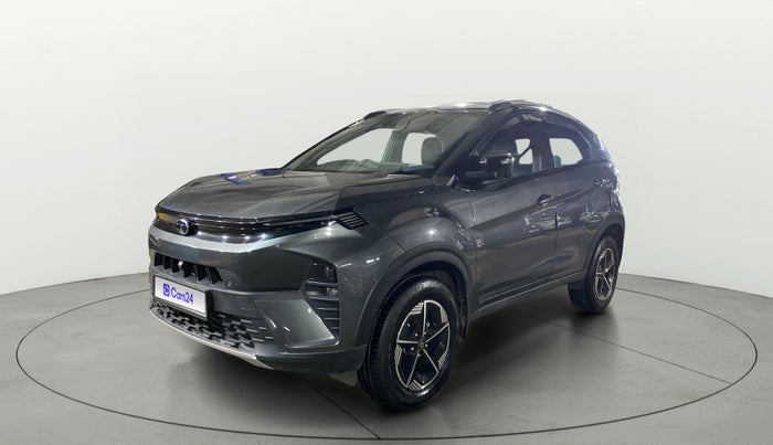 2024 Tata NEXON FEARLESS + SUNROOF DUAL TONE 1.2 PETROL, Petrol, Manual, 4,075 km, Left Front Diagonal