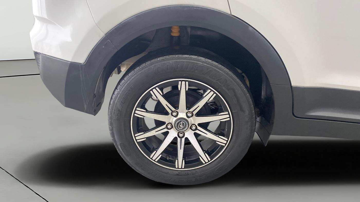 2016 Hyundai Creta E PLUS 1.6 PETROL, Petrol, Manual, 61,202 km, Right Rear Wheel