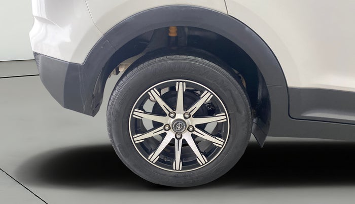 2016 Hyundai Creta E PLUS 1.6 PETROL, Petrol, Manual, 61,202 km, Right Rear Wheel