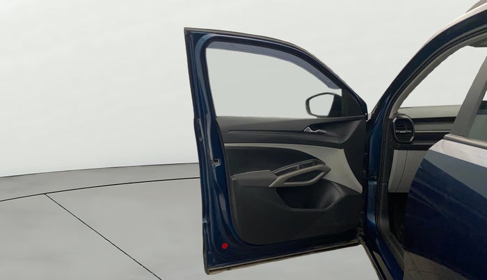 2025 Skoda Kylaq Signature, Petrol, Manual, 6,138 km, LHS Front Door