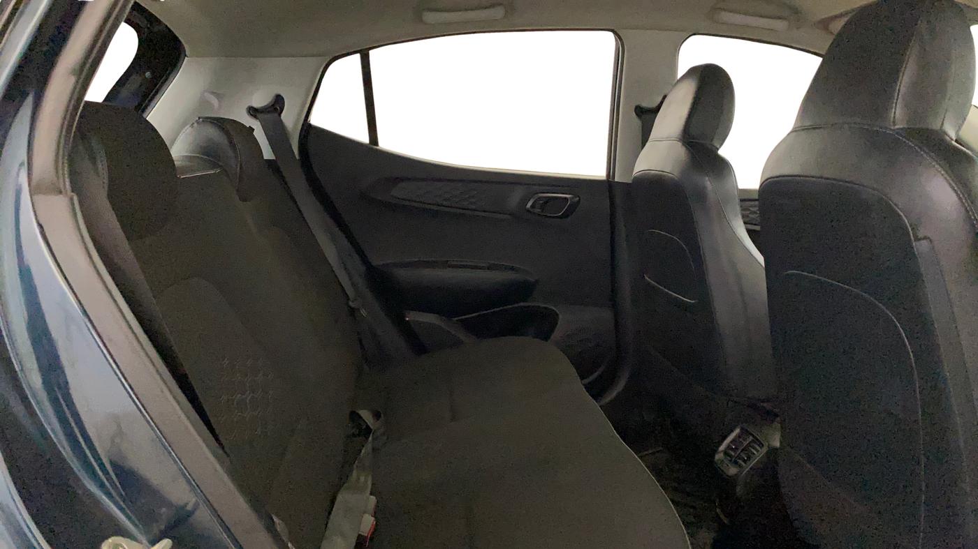 2021 Hyundai GRAND I10 NIOS SPORTZ 1.2 KAPPA VTVT DUAL TONE, Petrol, Manual, 36,057 km, Right Side Rear Door Cabin