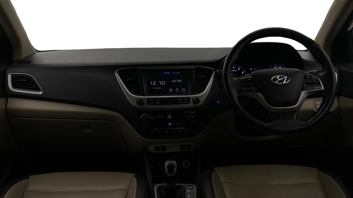 2018 Hyundai Verna 1.6 VTVT SX (O) AT, Petrol, Automatic, 75,907 km, Dashboard