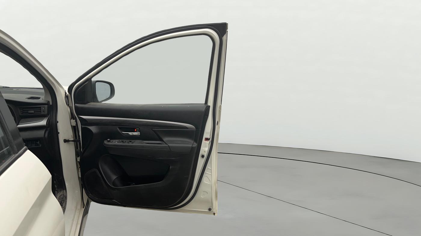2022 Maruti XL6 ZETA MT, Petrol, Manual, 85,729 km, RHS Front Door