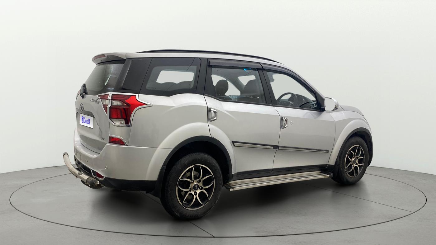 2020 Mahindra XUV500 W7, Diesel, Manual, 68,921 km, Right Back Diagonal