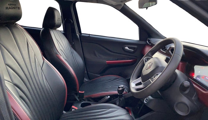 2022 Nissan MAGNITE XV RED EDITION, Petrol, Manual, 57,569 km, Right Side Front Door Cabin