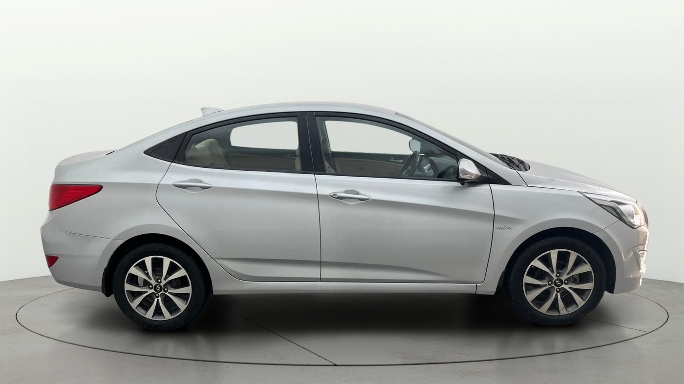 2016 Hyundai Verna 1.6 VTVT SX AT, Petrol, Automatic, 65,239 km, Right Side View