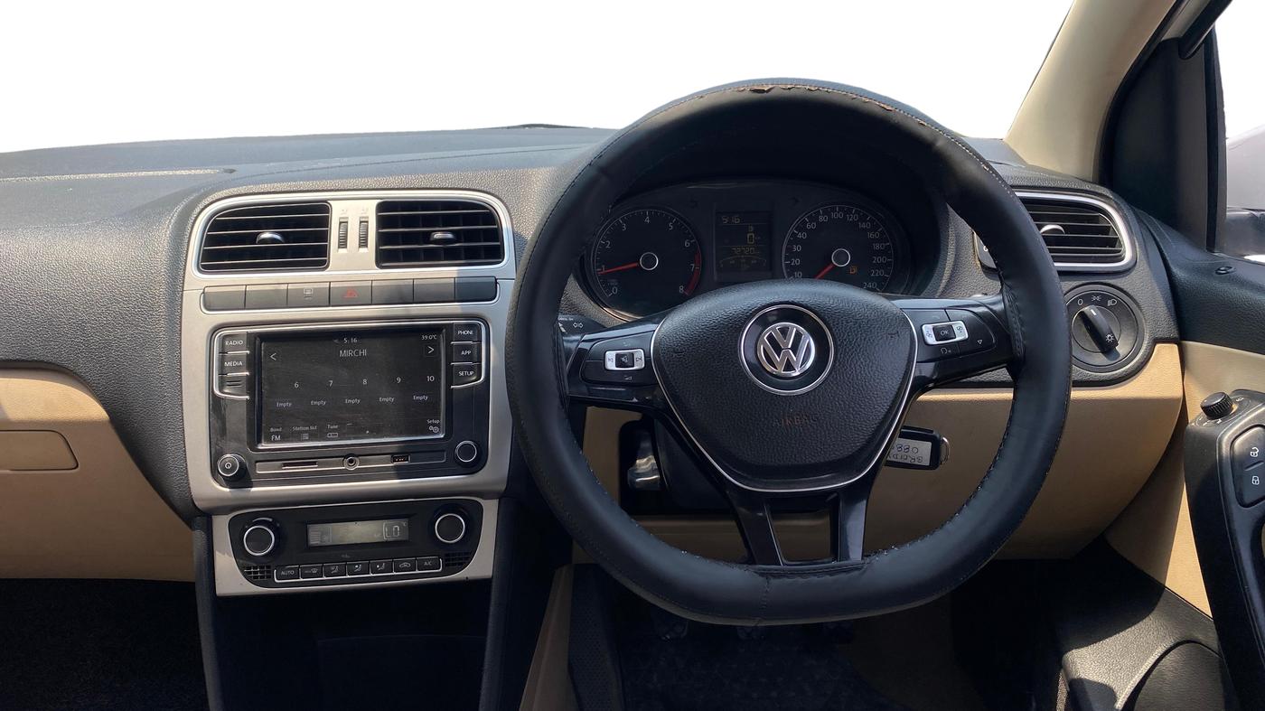 2017 Volkswagen Ameo HIGHLINE1.2L PLUS 16 ALLOY, Petrol, Manual, 72,713 km, Steering Wheel Close Up