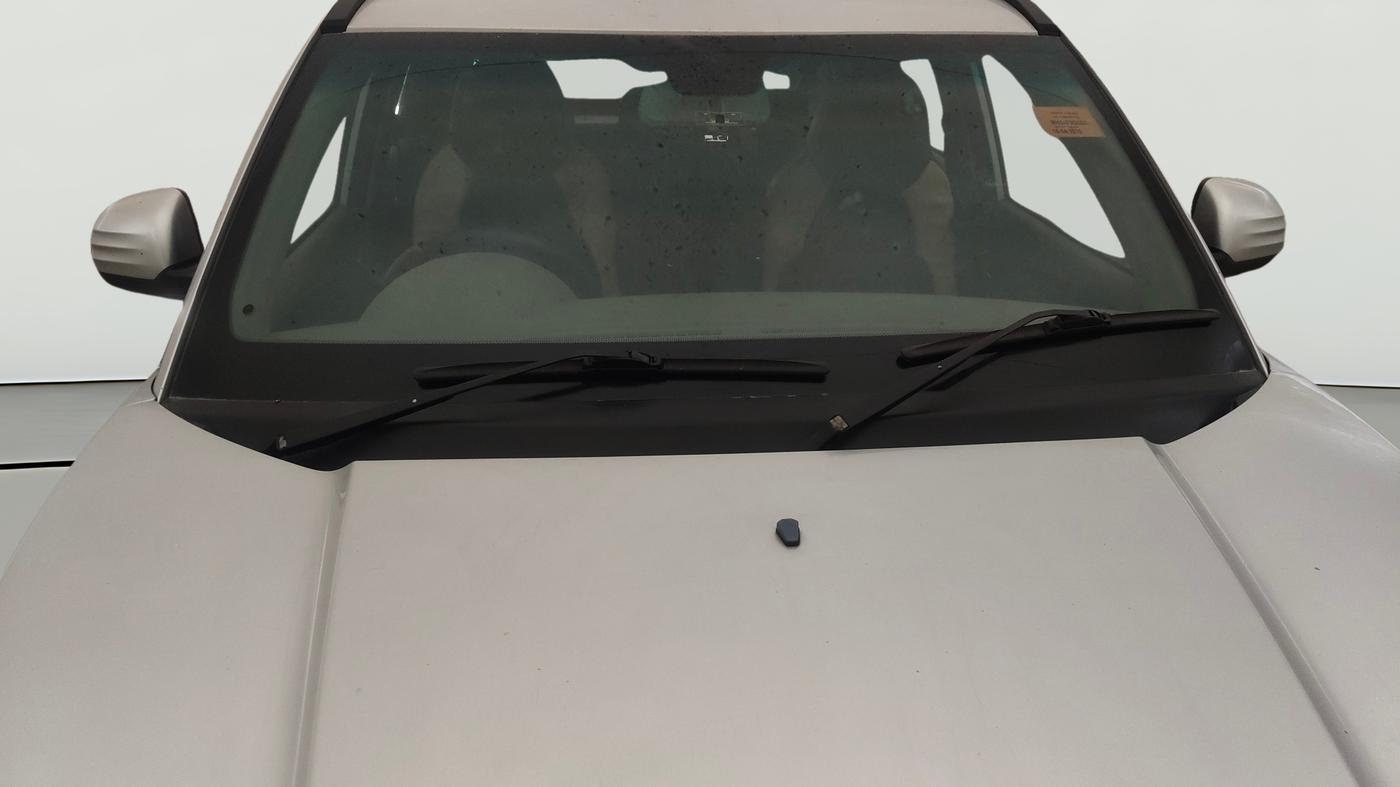 2016 Mahindra Kuv100 K6 D 6 STR, Diesel, Manual, 94,339 km, Front Windshield