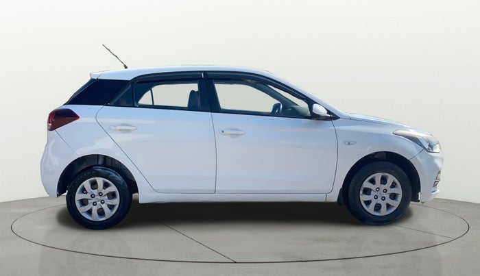 2019 Hyundai Elite i20 MAGNA PLUS 1.2, Petrol, Manual, 83,244 km, Right Side View