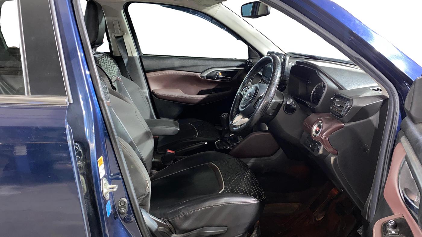 2023 Maruti Grand Vitara ZETA SMART HYBRID, Petrol, Manual, 45,918 km, Right Side Front Door Cabin