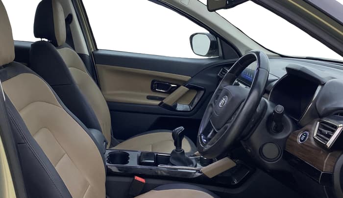 2022 Tata Harrier XZ PLUS 2.0L KAZIRANGA, Diesel, Manual, 80,821 km, Right Side Front Door Cabin